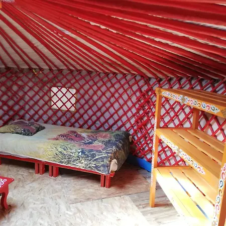 Yourte Mongole Veritable Montcaret Exterior photo